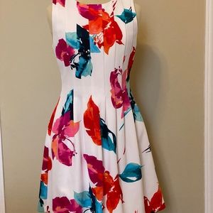 Vince Camuto Size 10 dress